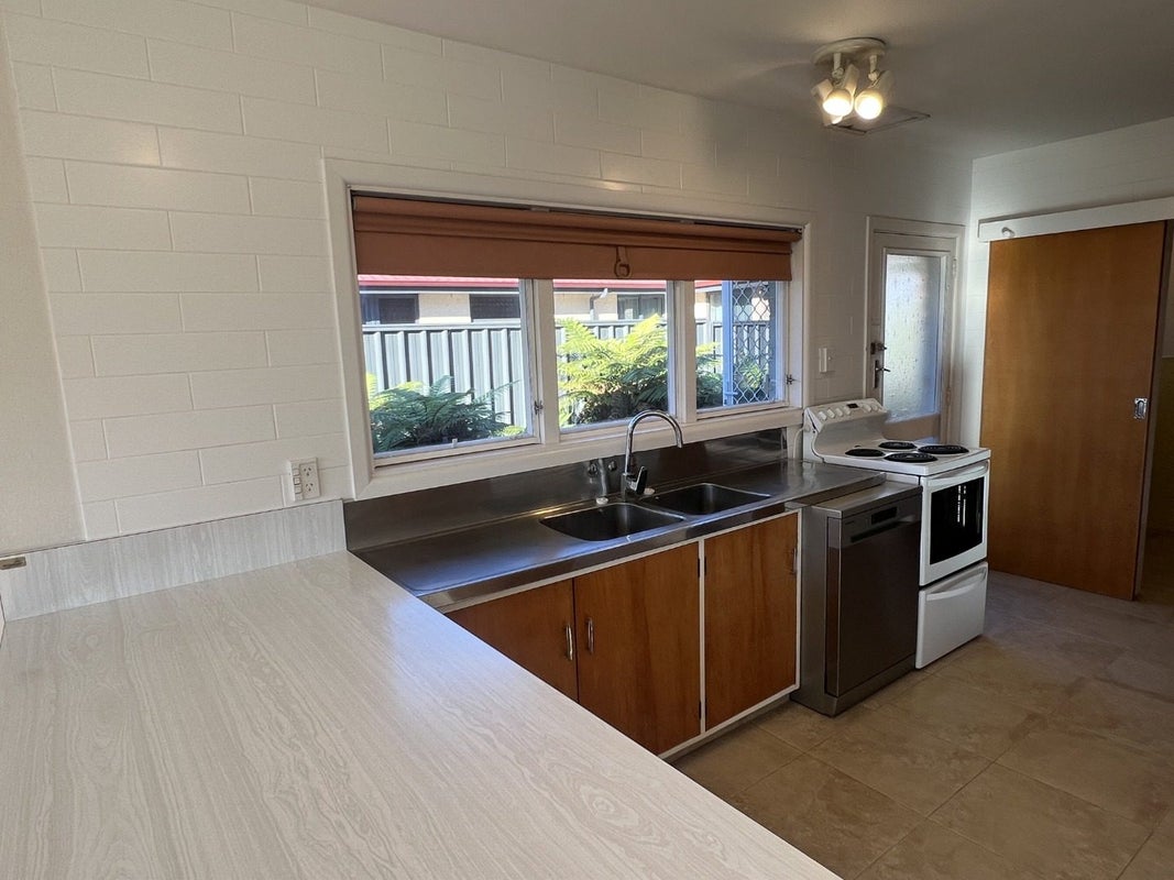 24 Barnes Road, Redwood, Christchurch - Carousel 2