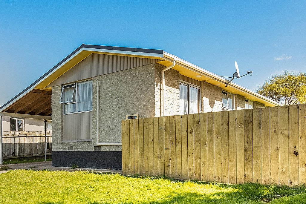 32 Dundee Place, Strathern, Invercargill - Carousel 1