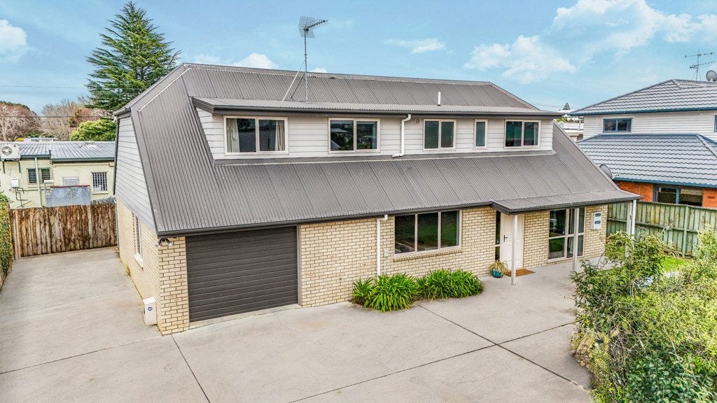 3A Sheridan Street, Silverdale, Hamilton - Carousel 1