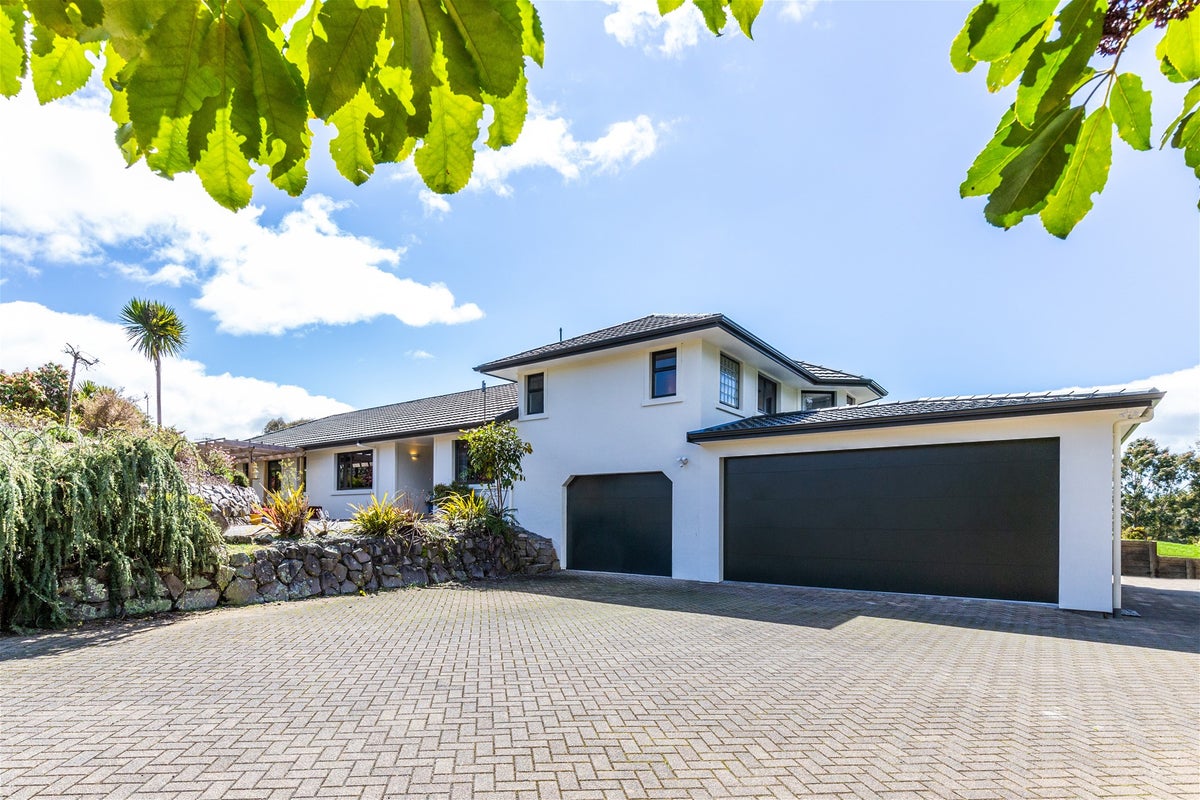53 Acacia Heights Drive, Acacia Bay, Taupo - Carousel 1