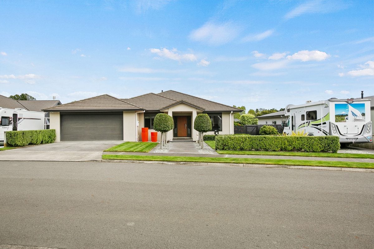 34 Redwood Crescent, Hurdon, New Plymouth - Carousel 2