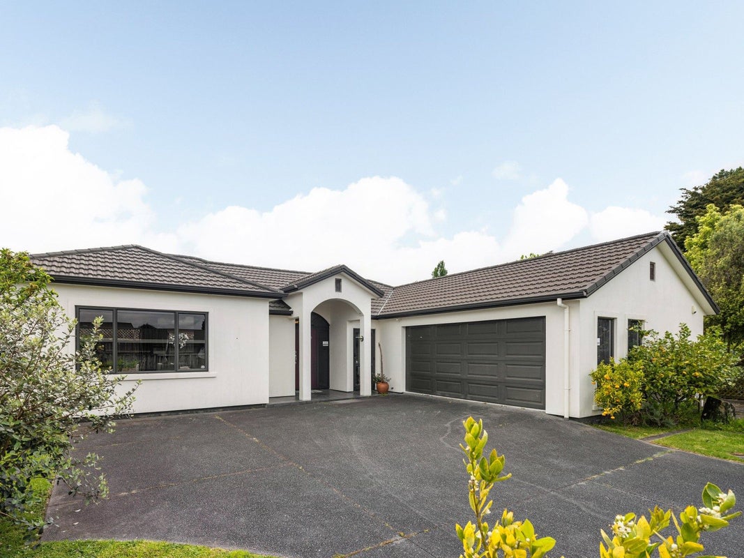 30 Sandwich Road, St Andrews, Hamilton - Carousel 1