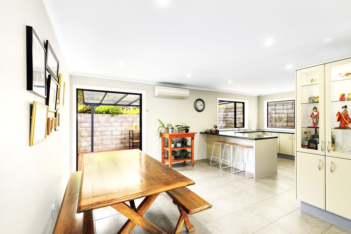 15 Kirton Drive, Riverstone Terraces, Upper Hutt - Carousel 2