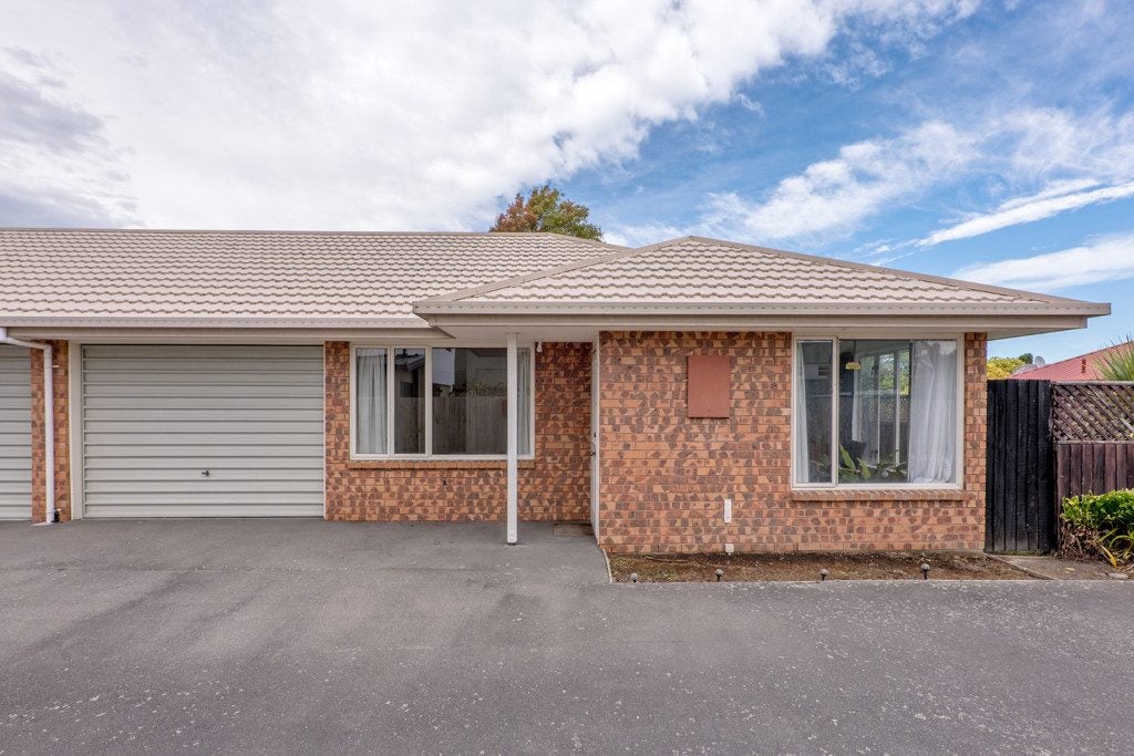 1/44A Division Street, Riccarton, Christchurch - Carousel 1