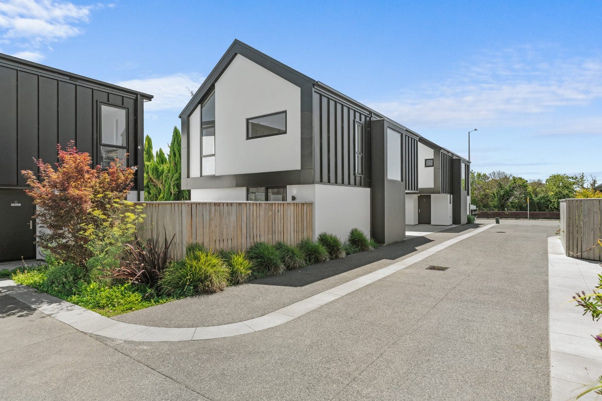 12/143 Cranford Street, St Albans, Christchurch - Carousel 14