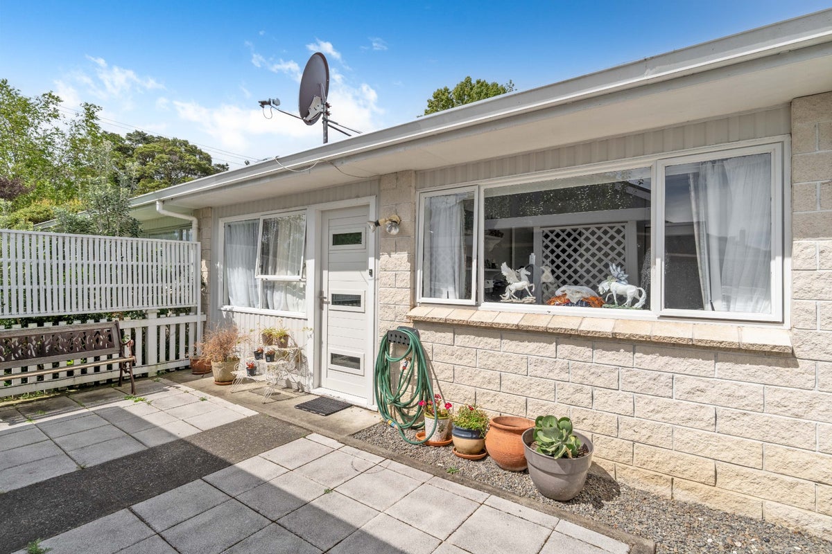 24B First Street, Lansdowne, Masterton - Carousel 1