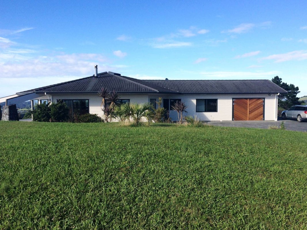 150 Parakiore Road, Whangarei - Carousel 1