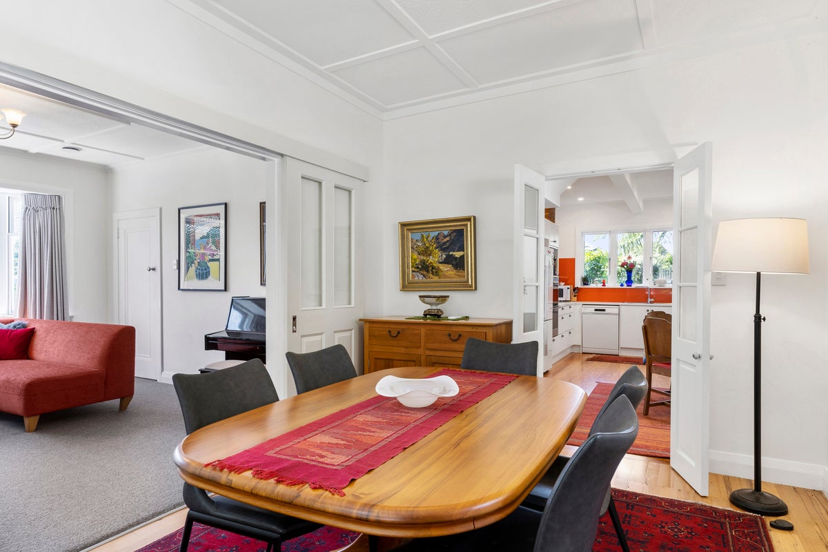 385A Karori Road, Karori, Wellington - Carousel 2