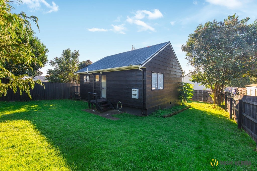 1/48 Coxhead Road, Manurewa, Auckland - Carousel 1
