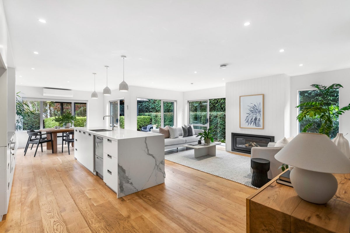 22C Waipa Street, Birkenhead, Auckland - Carousel 2