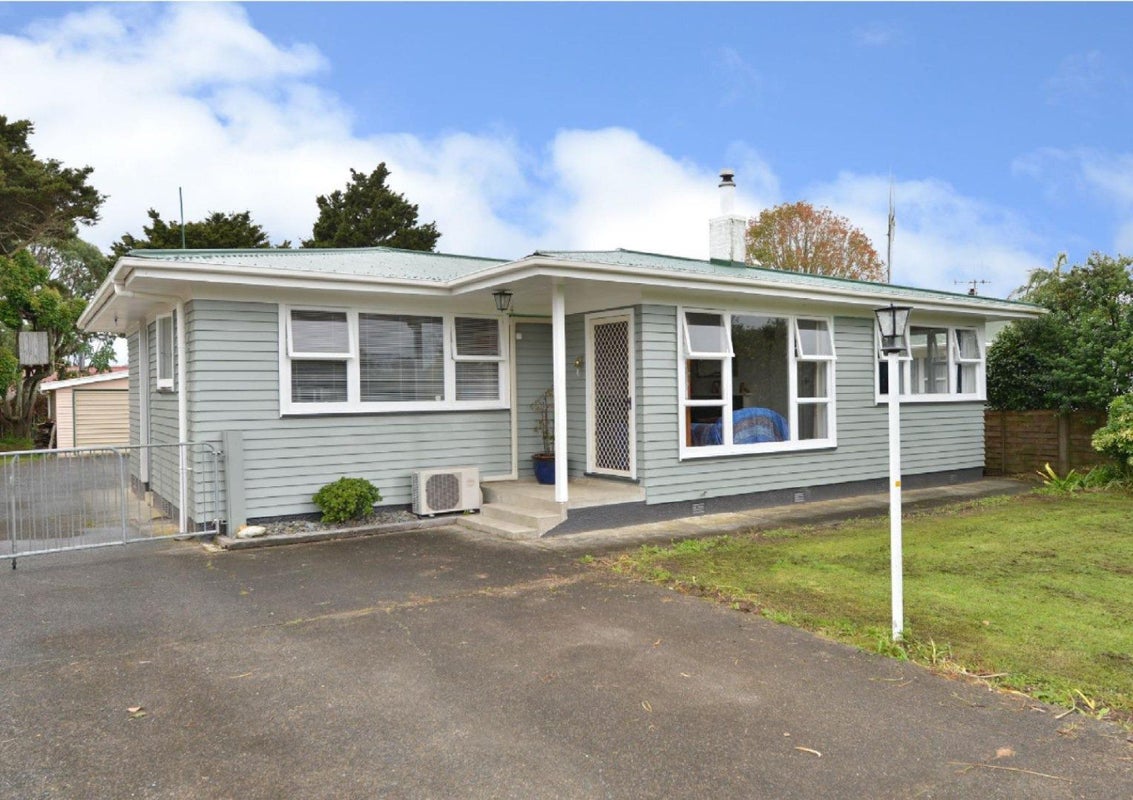 19 Meadow Park Crescent, Tikipunga, Whangarei - Carousel 1