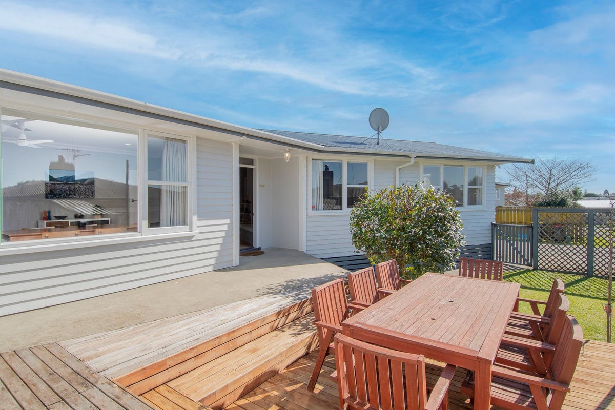 70 Emmett Street, Greerton, Tauranga - Carousel 2