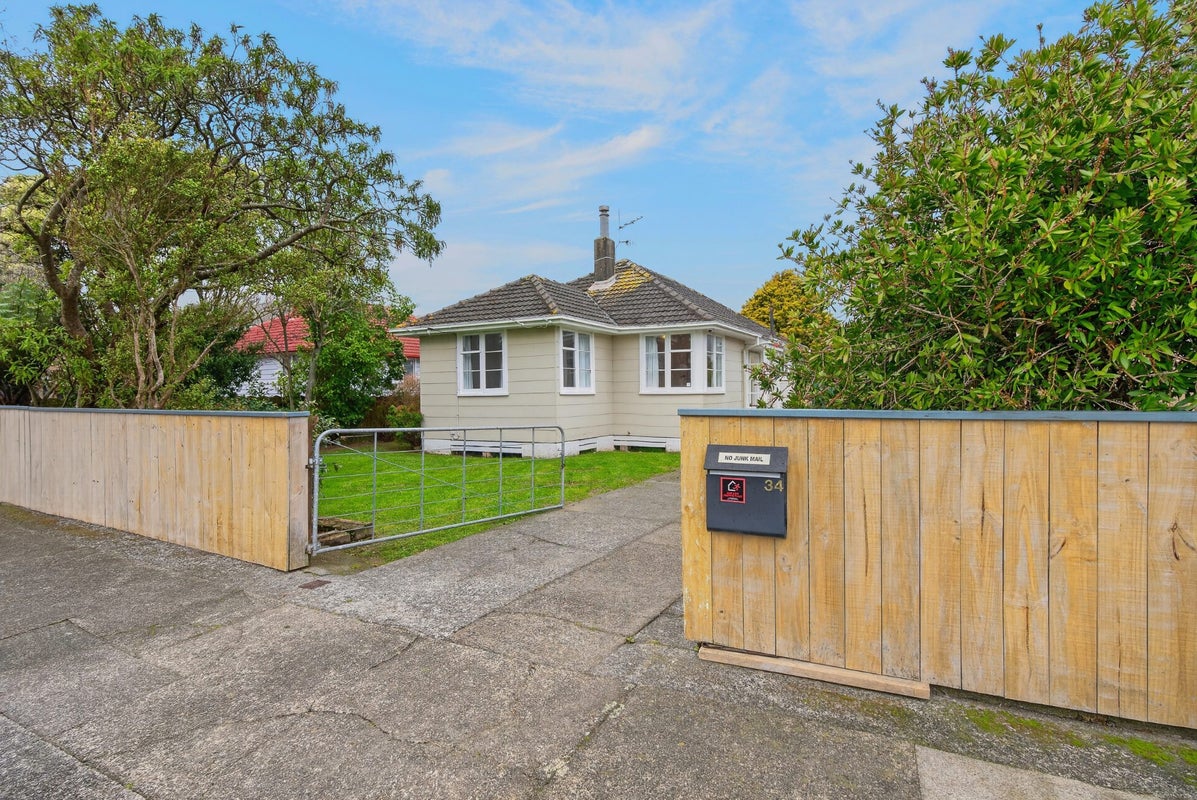 34 Colson Street, Avalon, Lower Hutt - Carousel 2