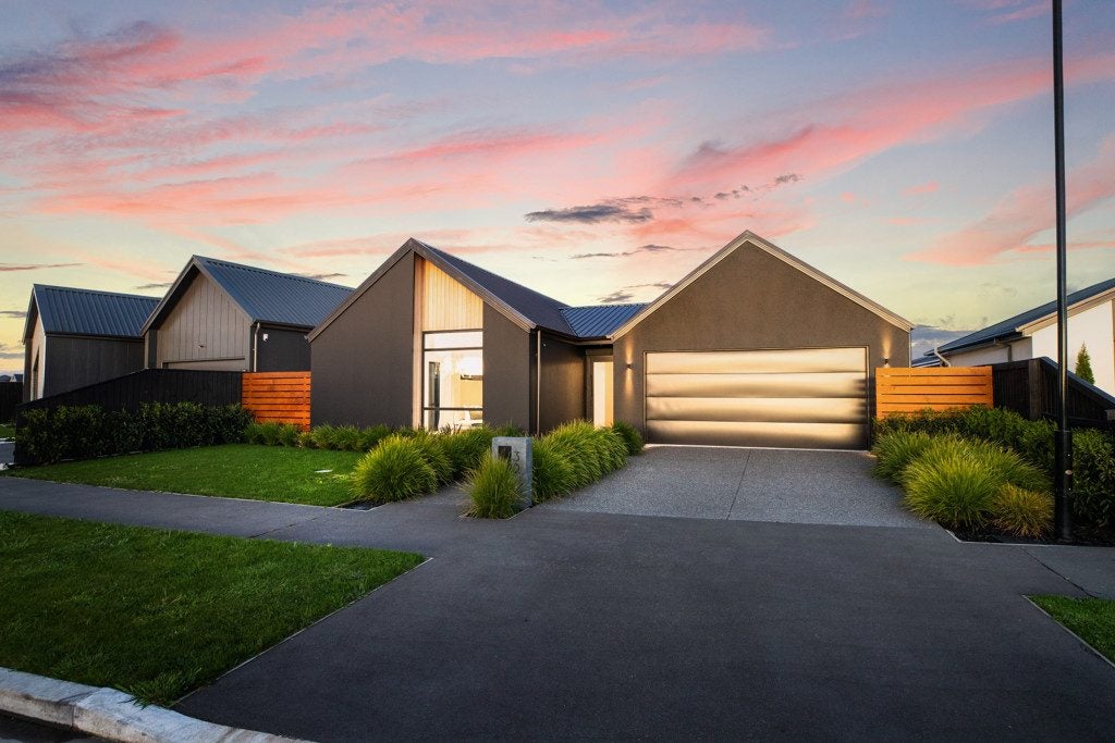 30 Whitburn Avenue, Halswell, Christchurch - Carousel 2