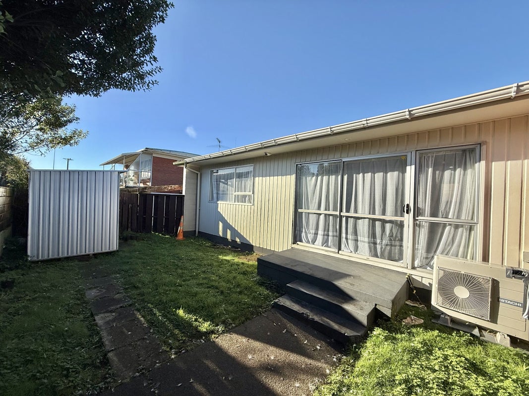 4/94 Beaumonts Way, Manurewa, Auckland - Carousel 1