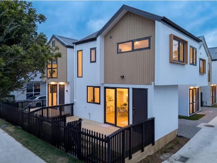 82B Matipo Road, Te Atatu Peninsula, Waitakere City, Auckland - Carousel 1