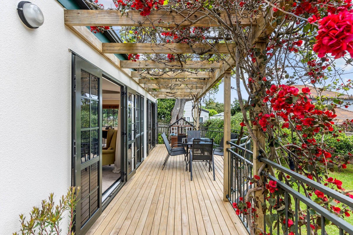 20A Hazel Avenue, Mount Roskill, Auckland - Carousel 2