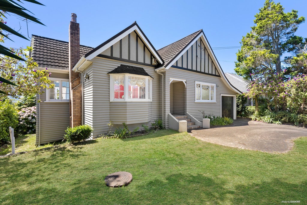 214 Gillies Avenue, Epsom, Auckland - Carousel 2