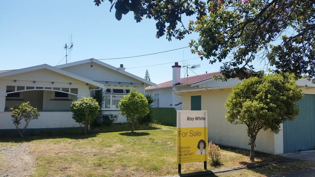 10 Central Avenue, Gonville, Whanganui - Carousel 14