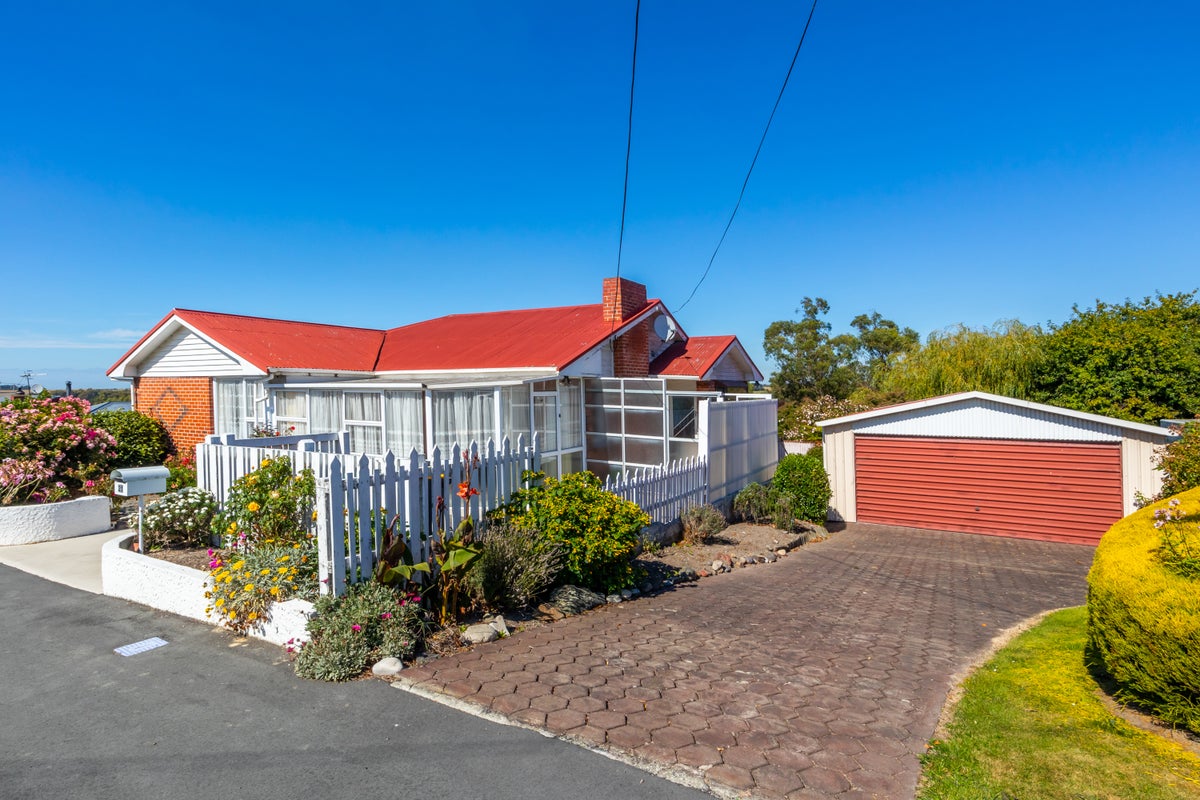 21 Melton Street, Watlington, Timaru - Carousel 1