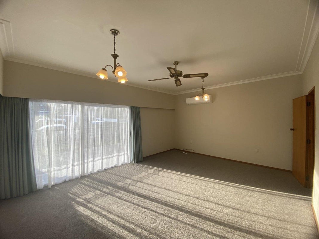 20 Sierra Avenue, Kamo, Whangarei - Carousel 2