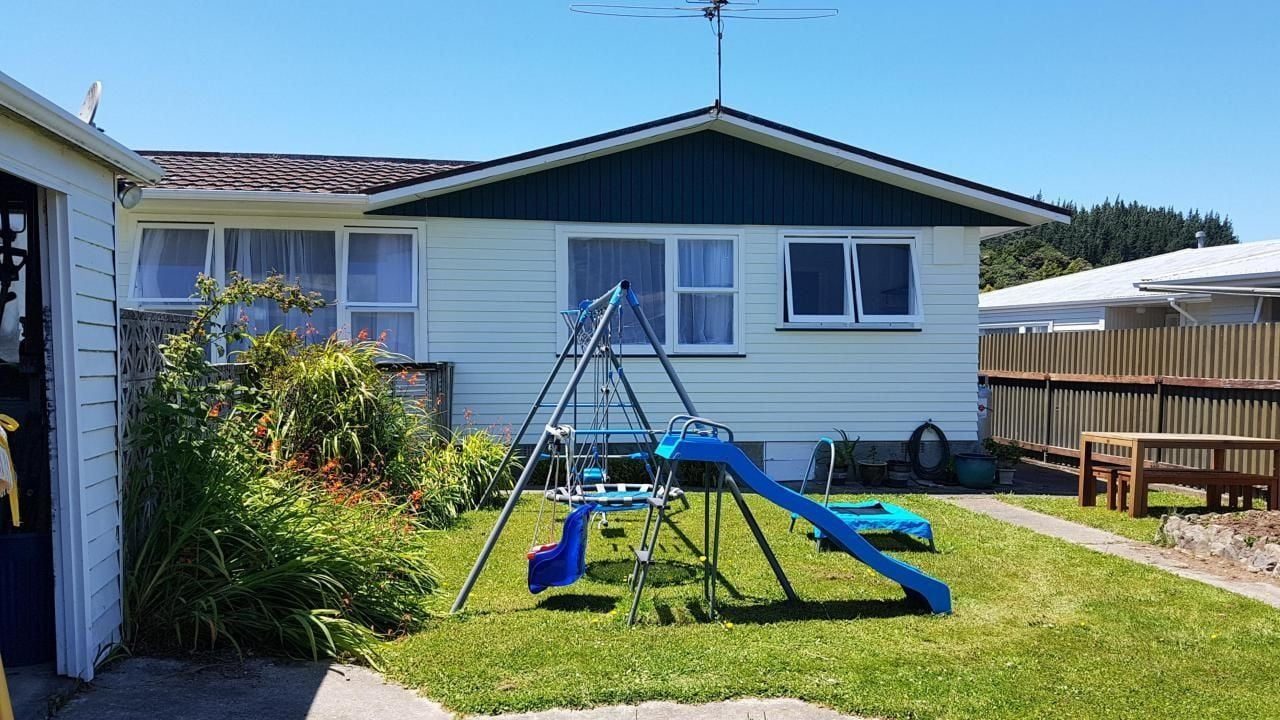 57 Momona Street, Wainuiomata, Lower Hutt - Carousel 13