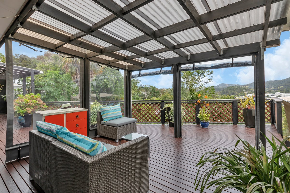 33 Hilltop Avenue, Morningside, Whangarei - Carousel 1