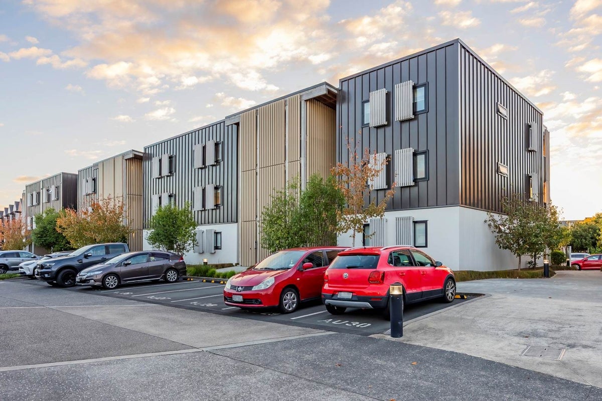 5/167 Hobsonville Point Road, Hobsonville, Auckland - Carousel 2
