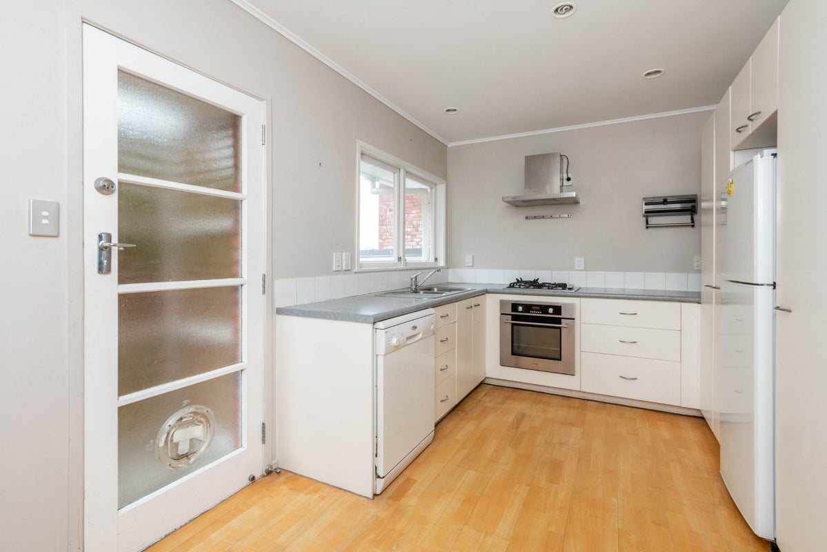 2/12 Walter Street, Hauraki, Auckland - Carousel 2