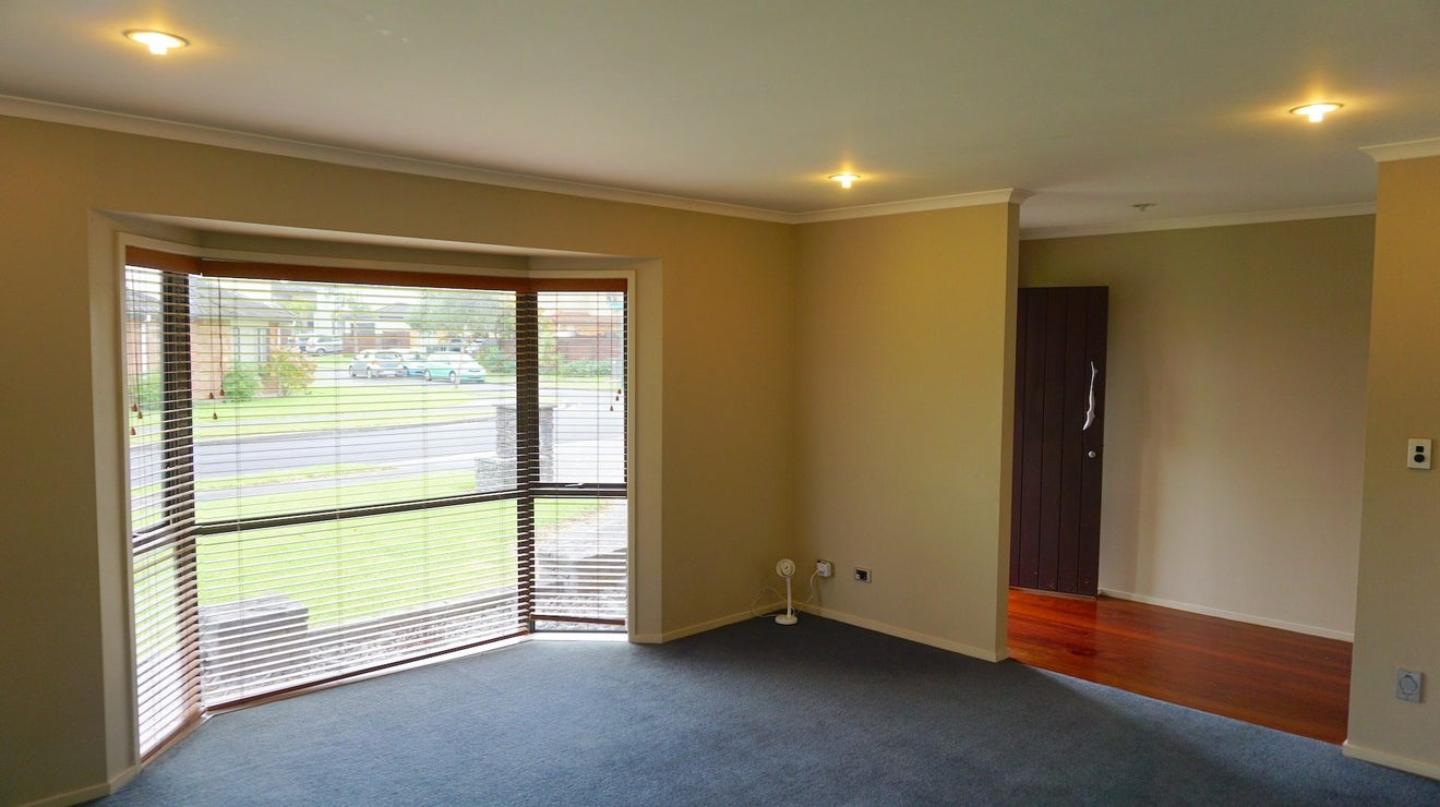 5 Duntrune Road, Flat Bush, Auckland - Carousel 2