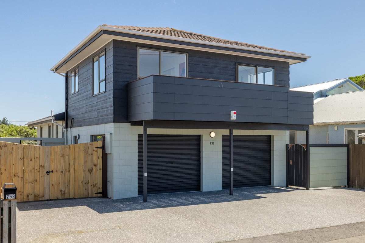 258 Marine Parade, New Brighton, Christchurch - Carousel 2