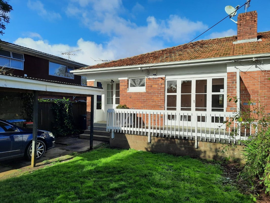 2/36 Empire Road, Epsom, Auckland - Carousel 1