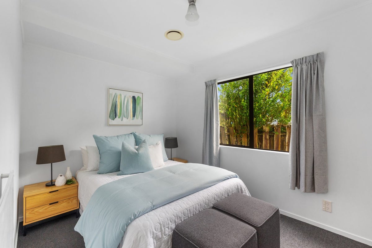 4 Grainger Road, Te Atatu South, Auckland - Carousel 7