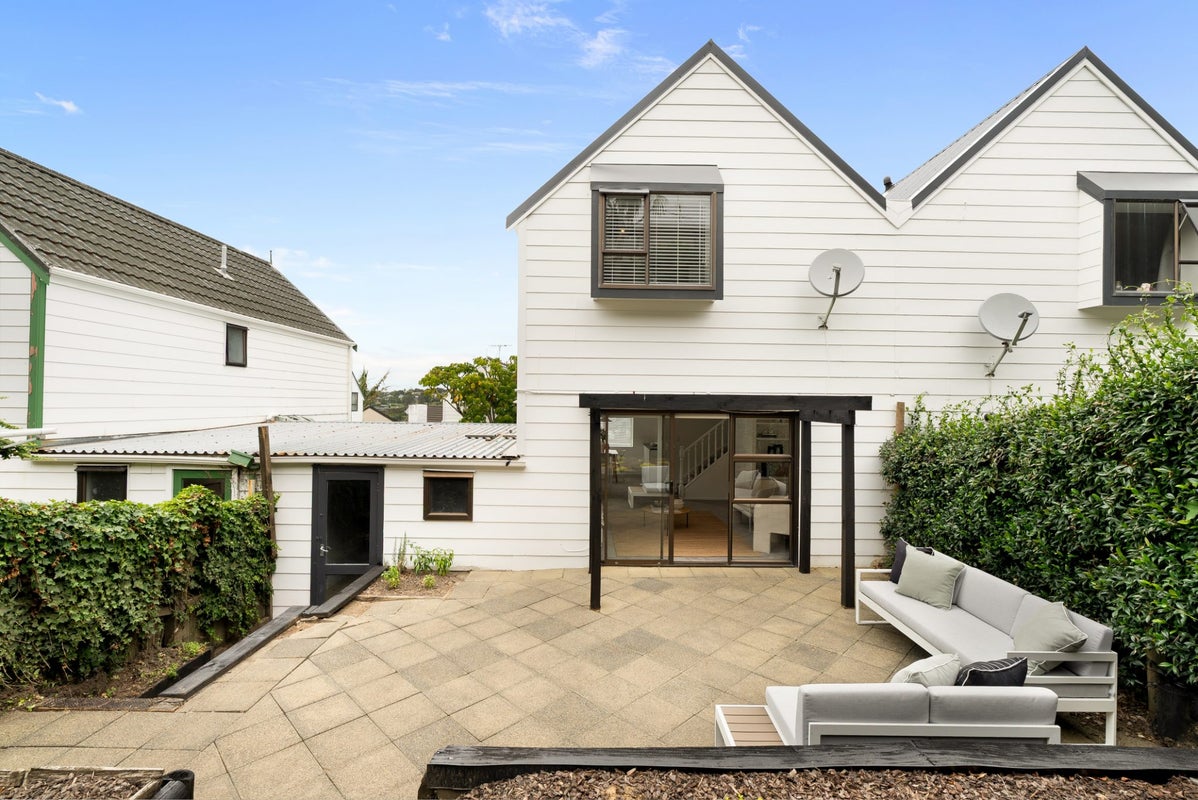 2/729 Remuera Road, Remuera, Auckland - Carousel 1