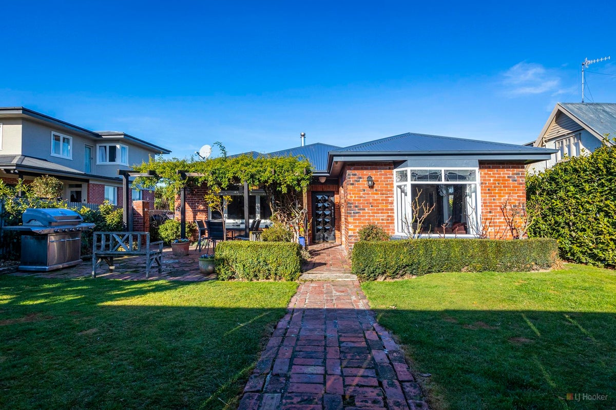50 Trafalgar Street, Maori Hill, Timaru - Carousel 1