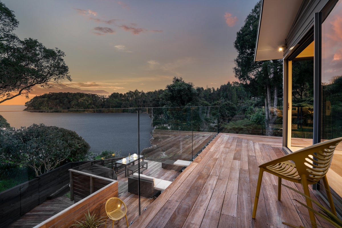 95 Wood Bay Road, Titirangi, Auckland - Carousel 2