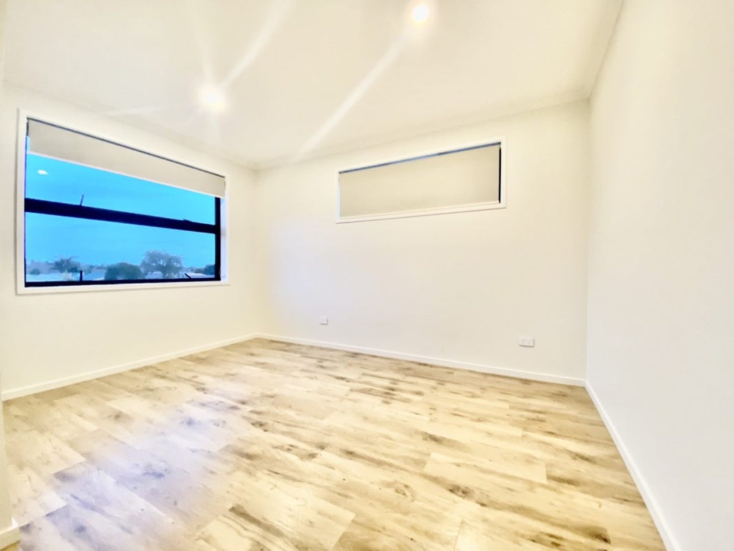 12 Waituarua Drive, Takanini, Auckland - Carousel 13