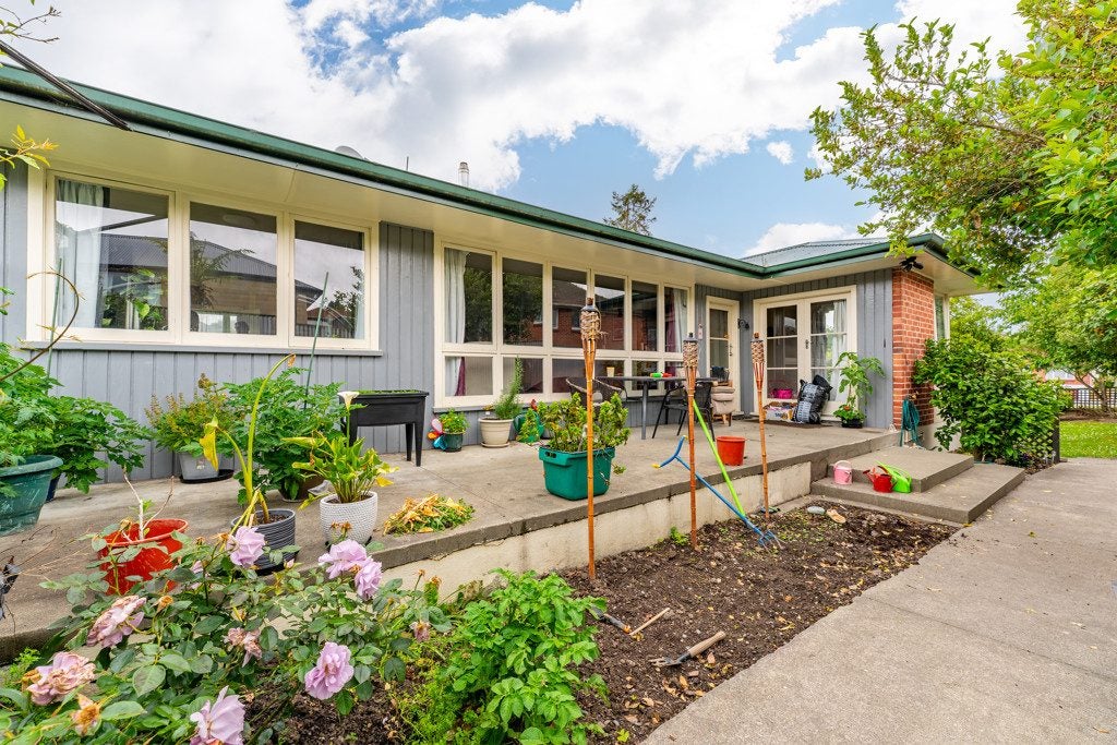 31 Avenue Road, West End, Timaru - Carousel 1