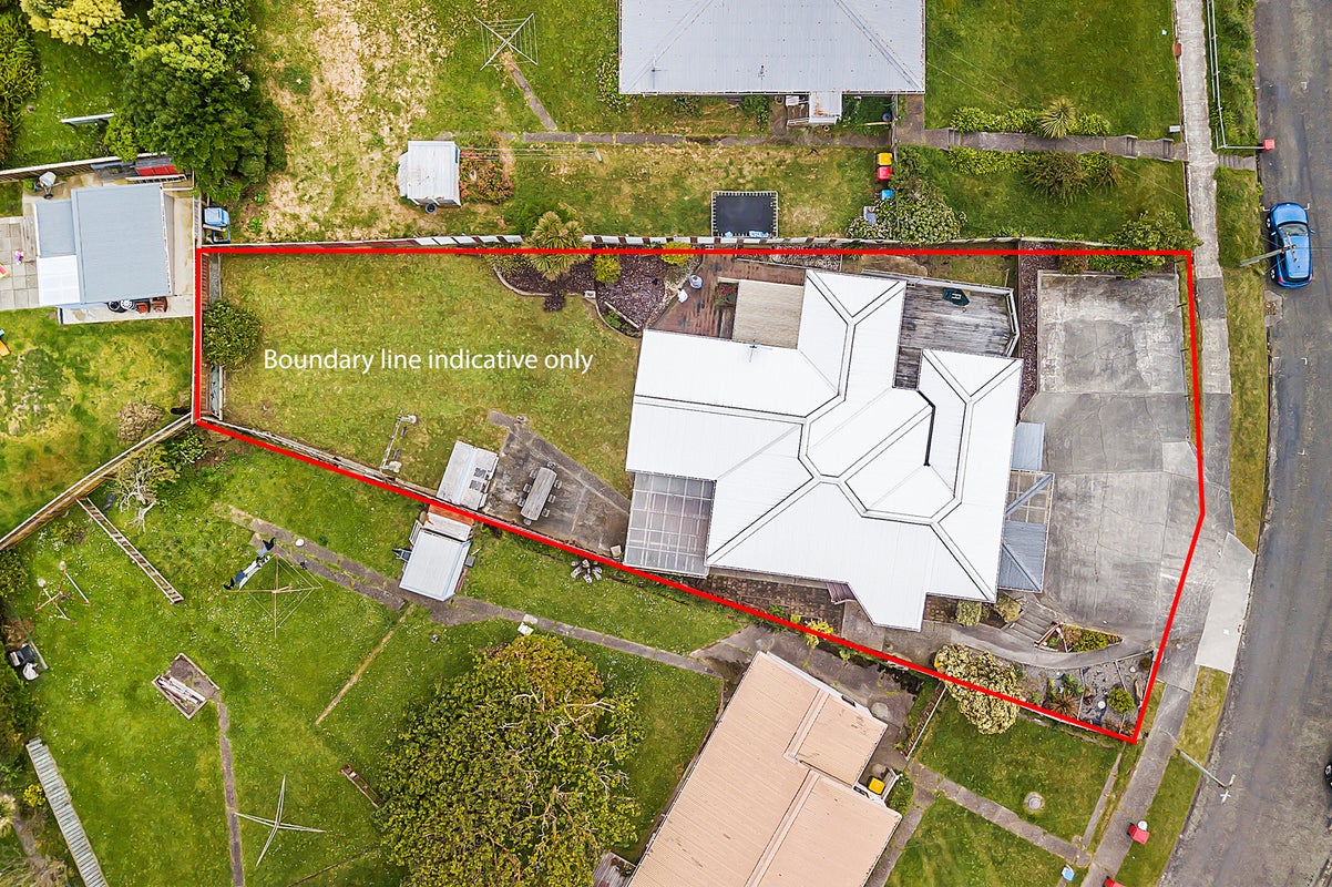 26 Waiuta Street, Titahi Bay, Porirua - Carousel 2