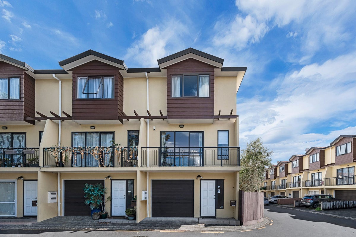 3/8 Margan Avenue, New Lynn, Auckland - Carousel 27