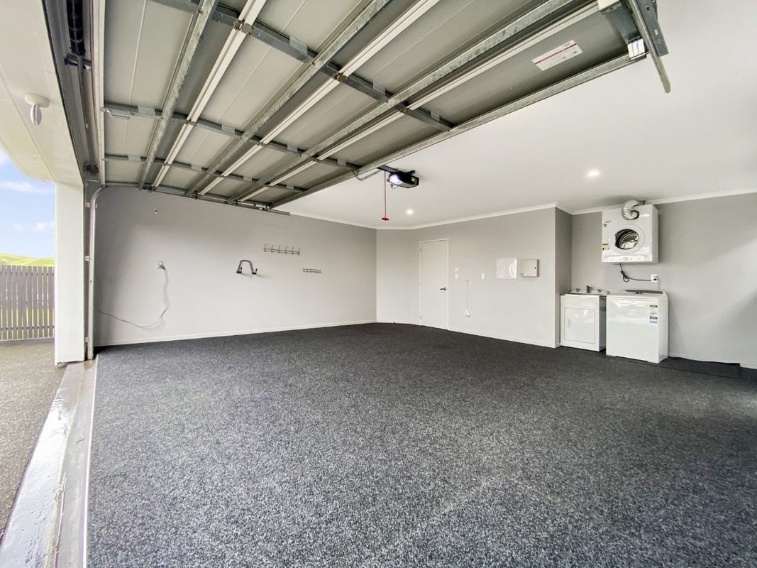 14 Foxham Terrace, Churton Park, Wellington - Carousel 20
