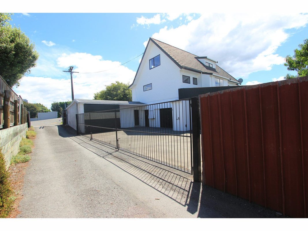1 Henry Street, Blenheim - Carousel 31