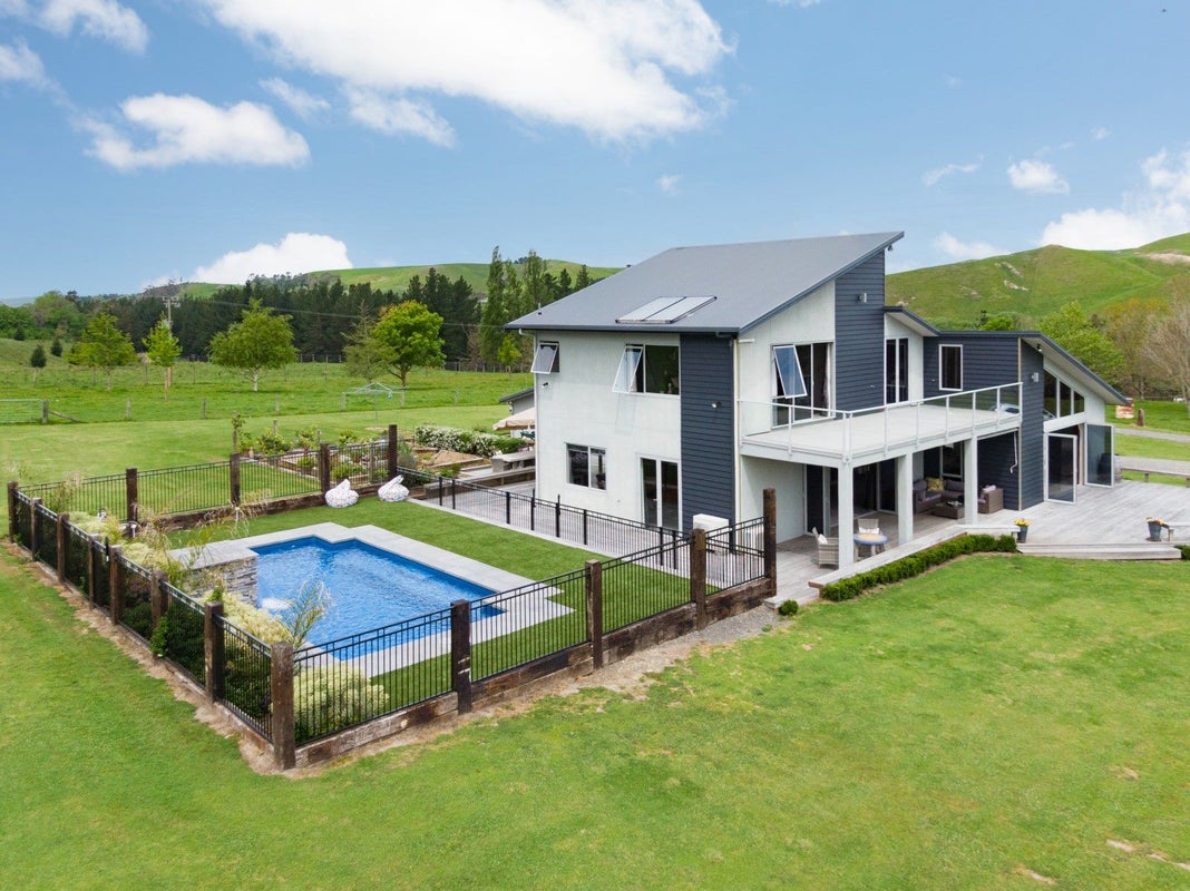 180A Tikokino Road, Waipawa, Waipawa - Carousel 2
