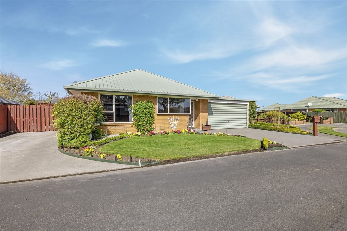 1/35 Peebles Drive, Hei Hei, Christchurch - Carousel 1