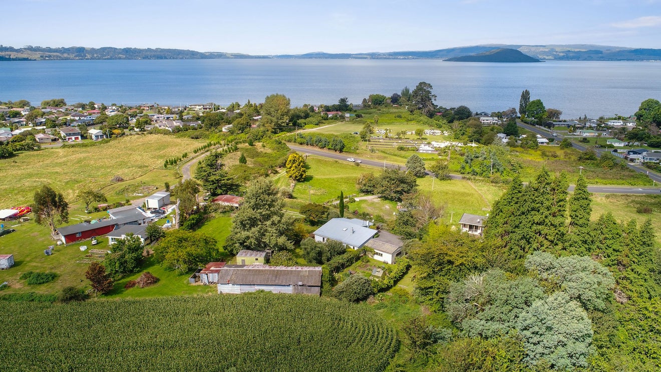116 Leonard Road, Ngongotaha, Rotorua - Carousel 1