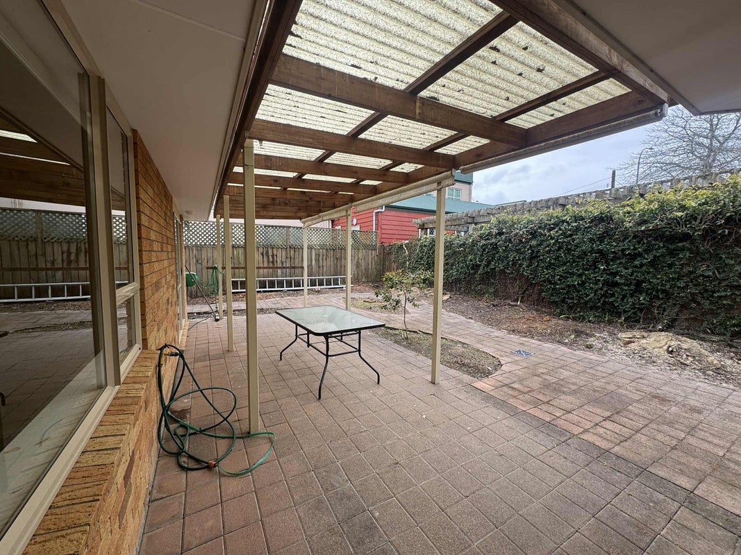 1 Swanson Oaks, Swanson, Auckland - Carousel 12