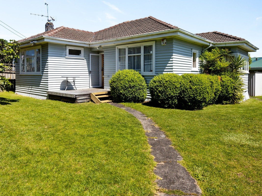6 Queens Avenue, Frankton, Hamilton - Carousel 17