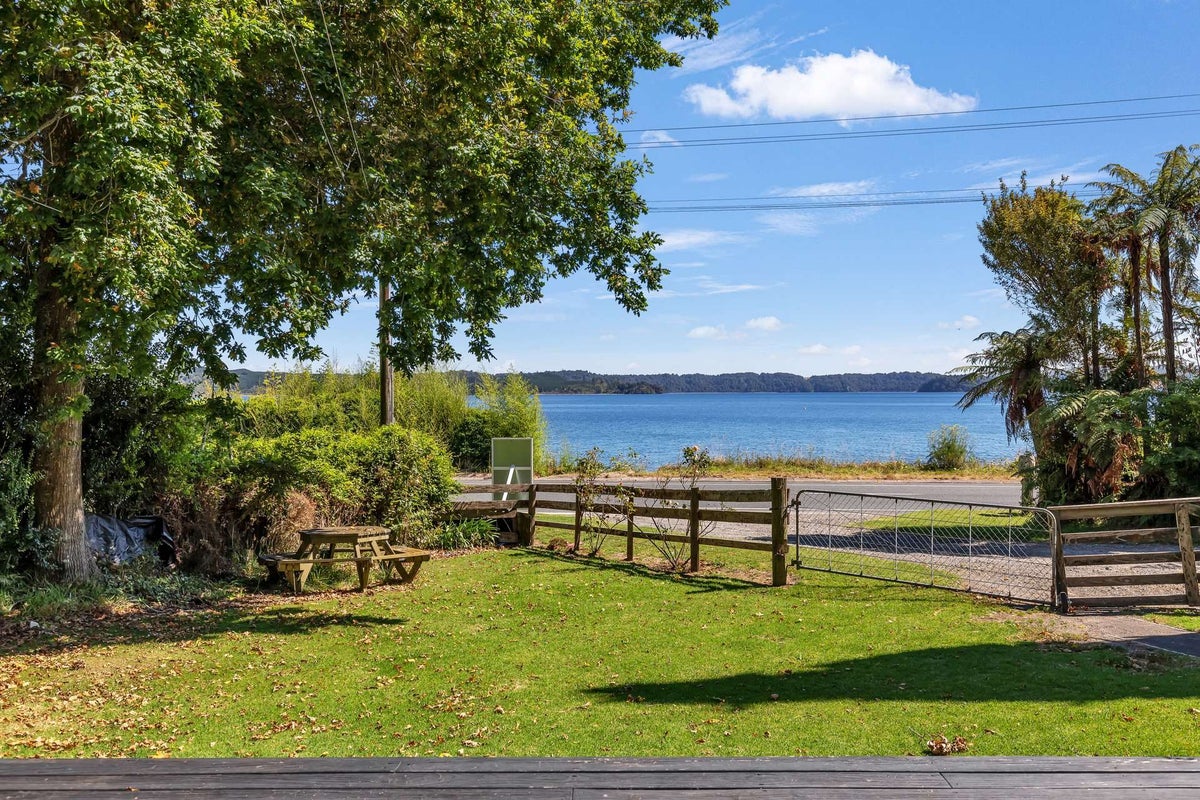 449 State Highway 30, Lake Rotoma, Rotorua - Carousel 2