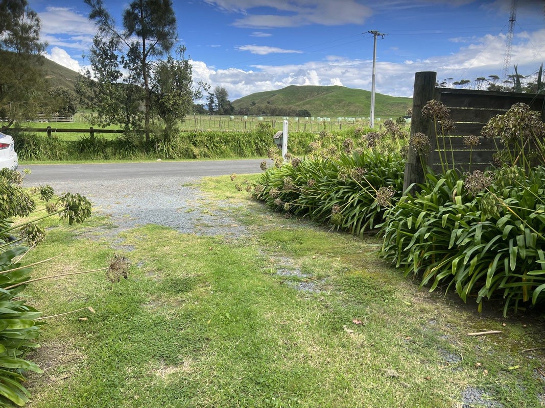 55A LLOYD GEORGE ROAD, Wainui, Gisborne - Carousel 2