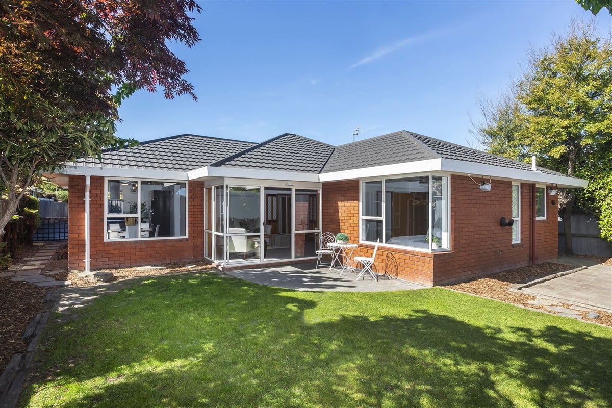 2/29 Nottingham Avenue, Halswell, Christchurch - Carousel 2